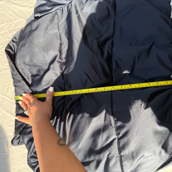 Abercrombie & Fitch Black Quilted Jacket - Picture 6 of 6